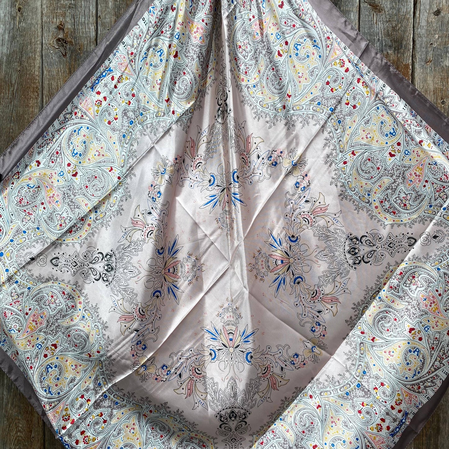 35X35"  Pink Floral Wild Rag